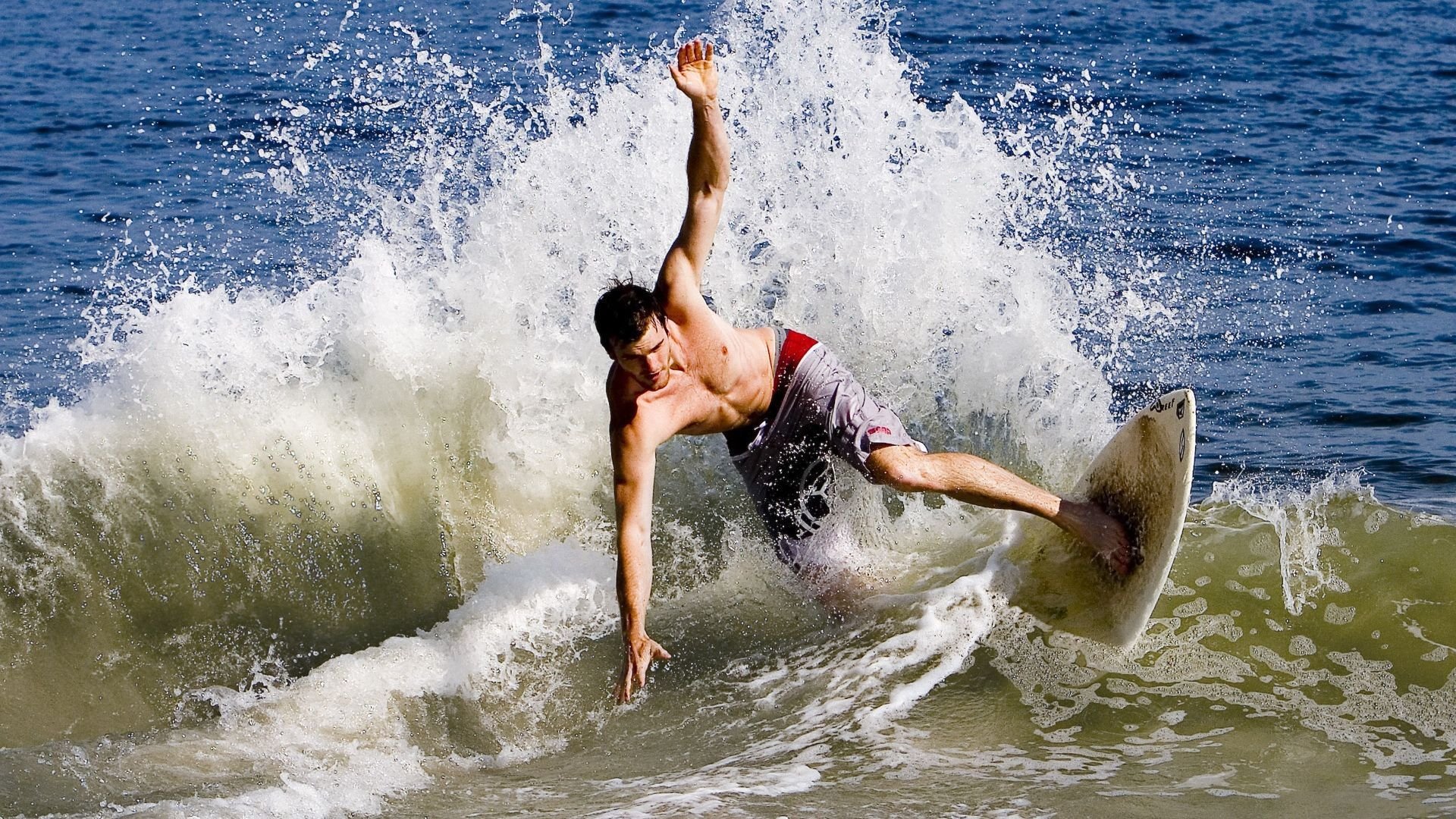 令人瞩目的新型刹车系统亮相赛场，国内刹车系统